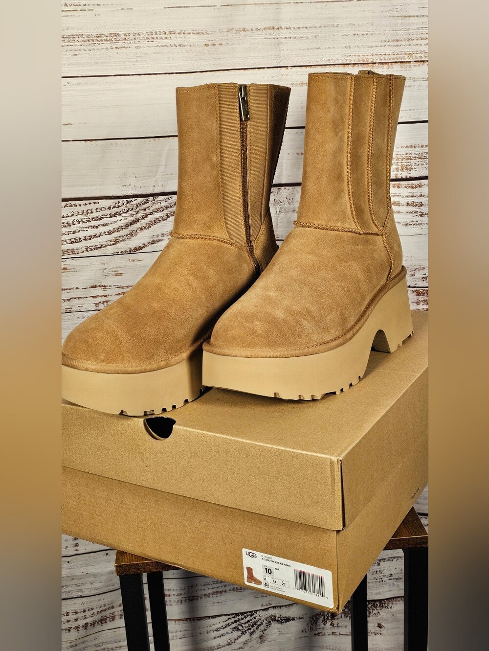 NIB UGG Classic Twin Seam New Heights Suede Platform Boots 10 Chestnut